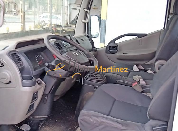 2014 nissan cabstar f 24