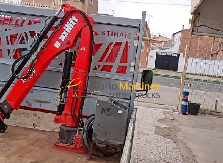 2011 renault maxity 130