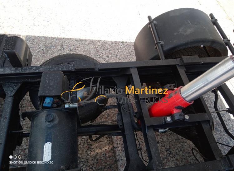 2014 renault maxity dti 130